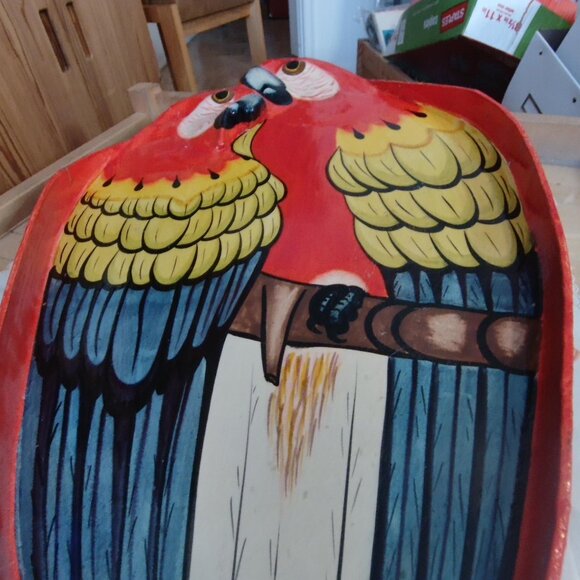 Vintage Tropical Macaw Parrot Wooden Tray / Wall Decor - Picture 4 of 9